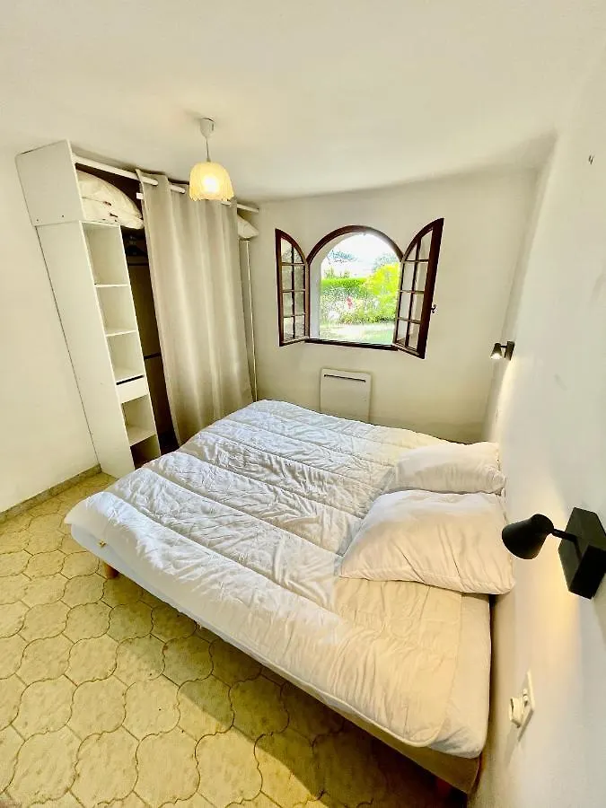 Holiday home Maison En Provence Avec Piscine Le Beausset France